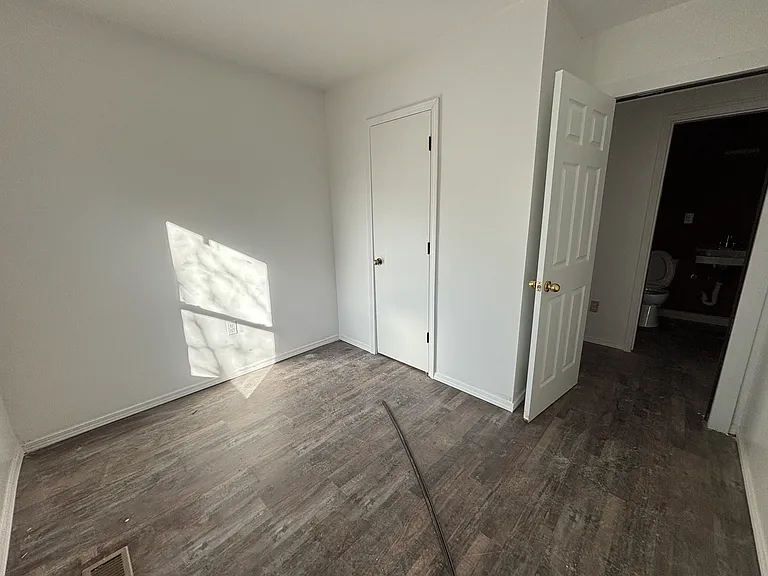 3008 Boswell Dr NW — Photo 3