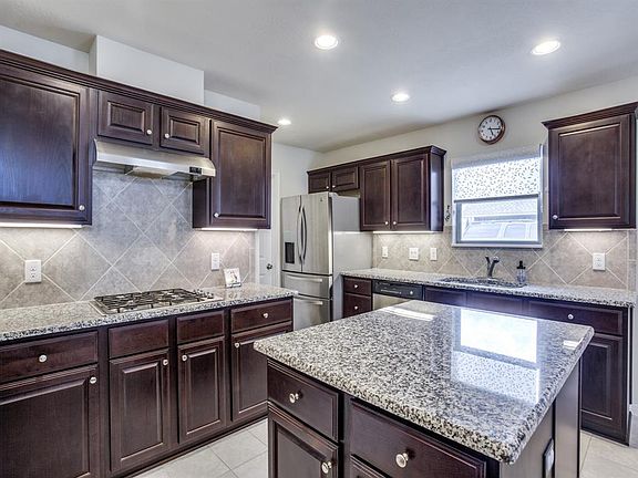 2nd image of 6527 Texoma Dr