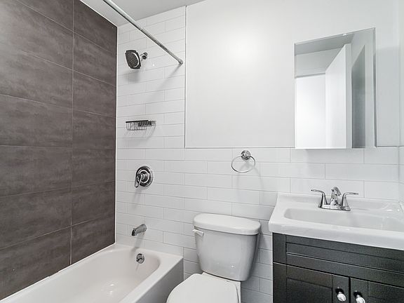5th image of 457 W 17th St #4A