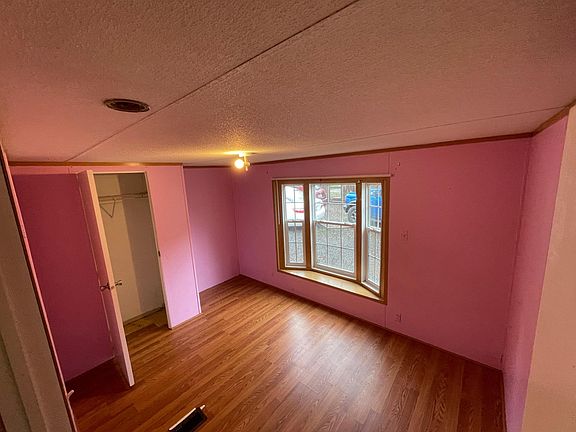 3rd image of 55 Nebraska St