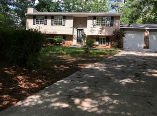 1308 Oakcrest Ct, Lilburn, GA 30047
