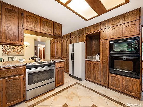 5th image of 4601 42nd St NW