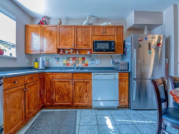 4th image of 6625 138th St #32