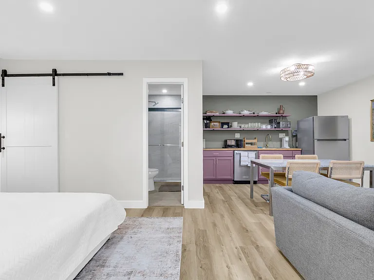 4121 Junius St #B — Photo 11