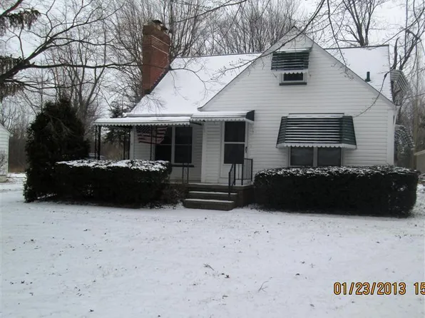 2035 Bradley Rd, Westlake, OH 44145