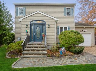 61 Brookside, Jamesport, NY 11947