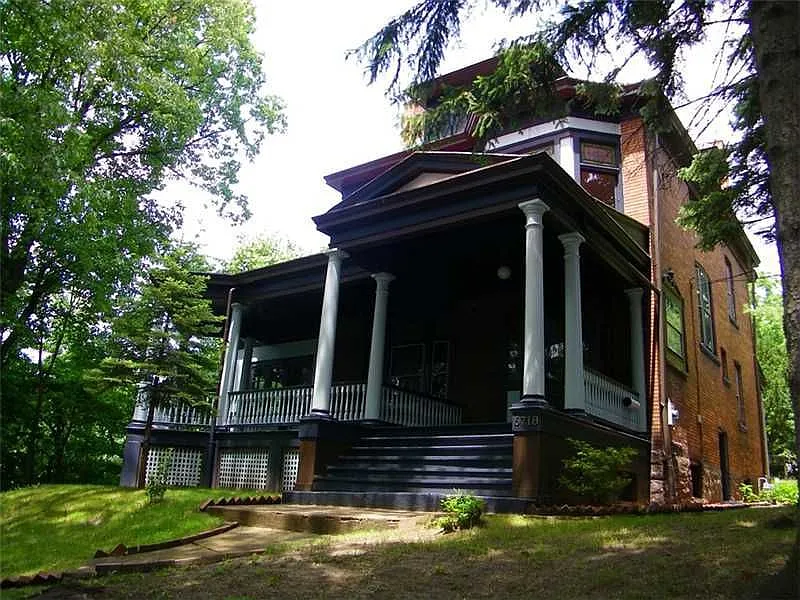 6718 Brighton Rd photo 1
