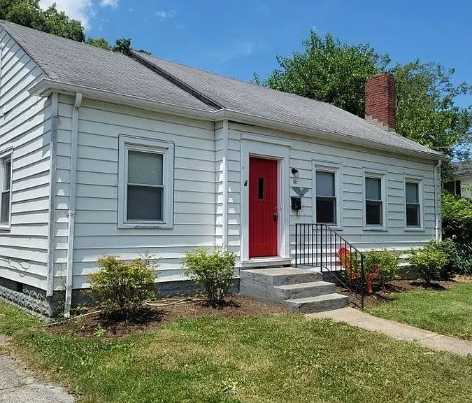 1411 Hill St — Photo 1