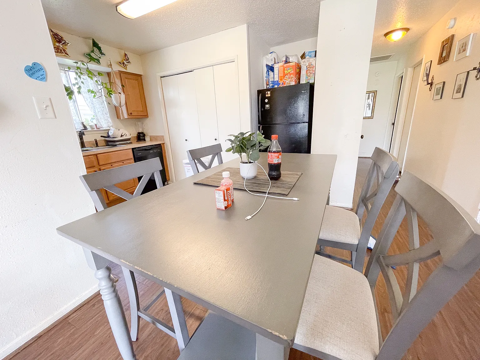 3 bed, 944 sqft, $1,400 — Photo 4