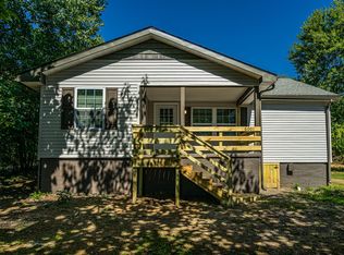 6001 Summer Dr, Knoxville, TN 37924