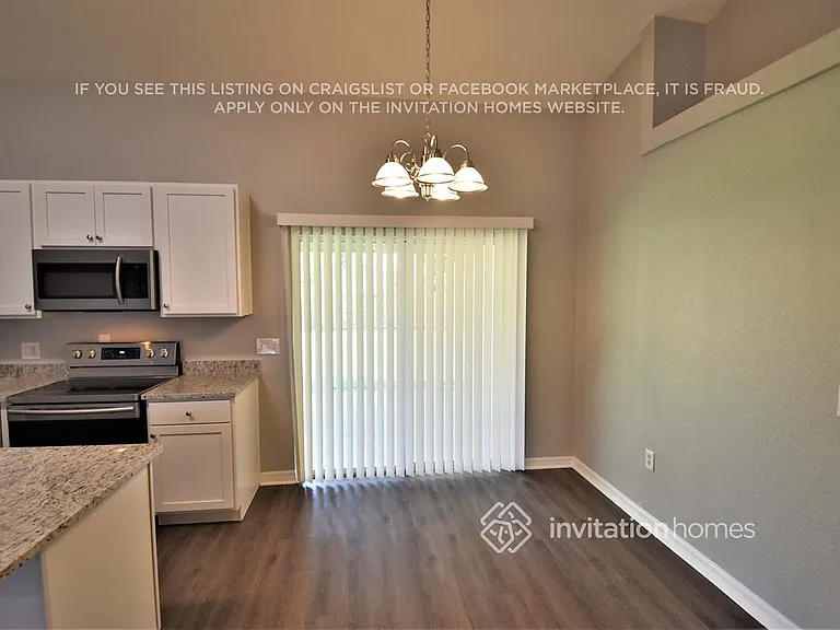505 Seven Oaks St — Photo 10