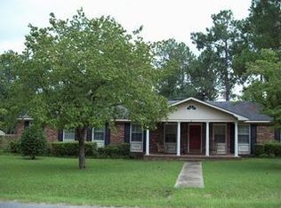 1511 Ridgeway Dr, Vidalia, GA 30474