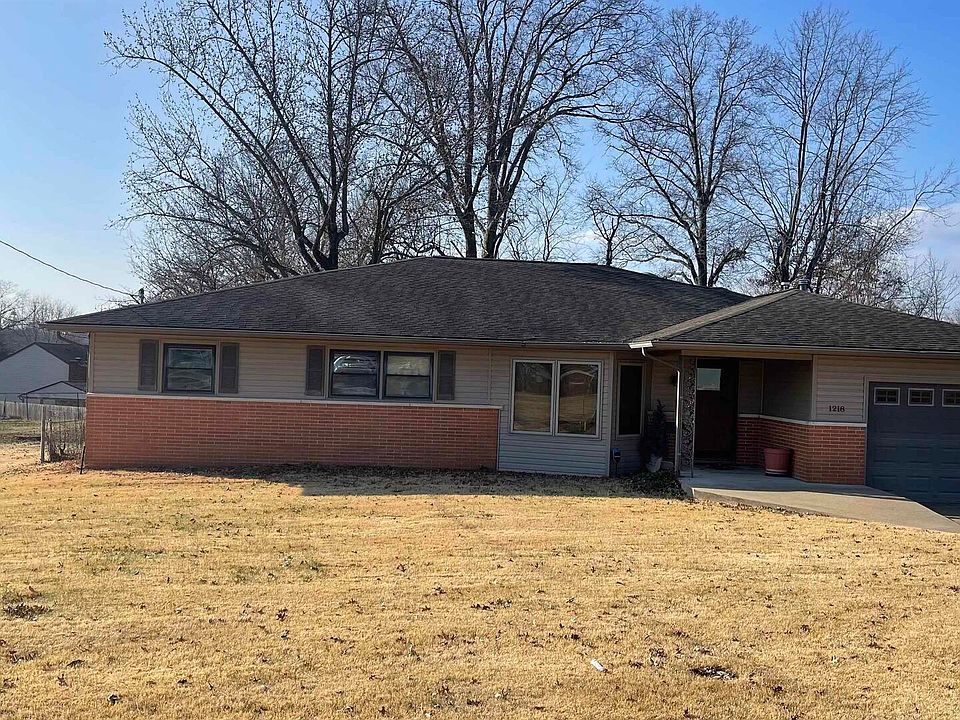 1st image of 1218 S Bevabeck Dr
