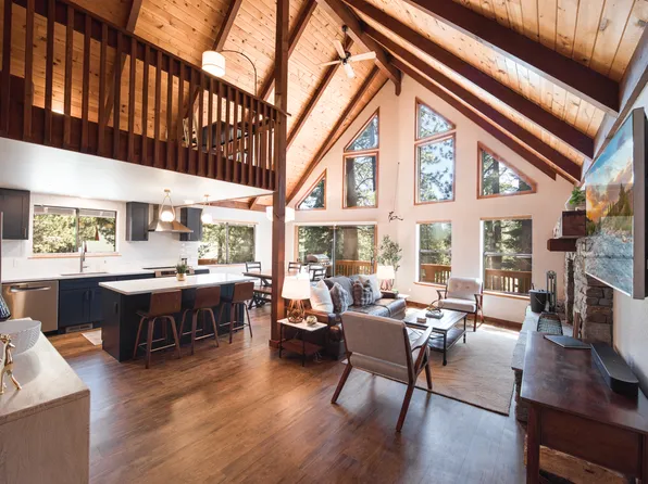 12015 Lausanne Way, Truckee, CA 96161