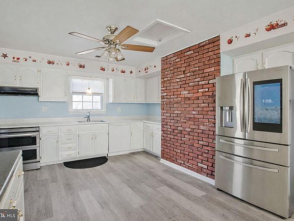 5th image of 16808 River Airport Rd