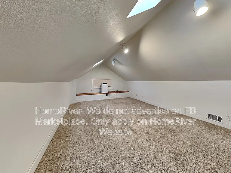 2206 24th St — Photo 10