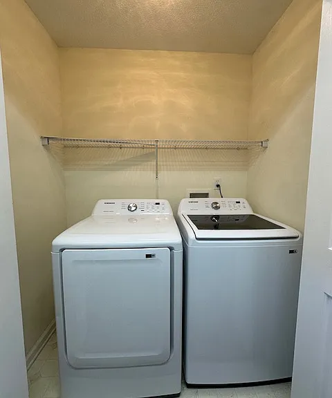 2000 Water Oak Dr #4-B — Photo 16