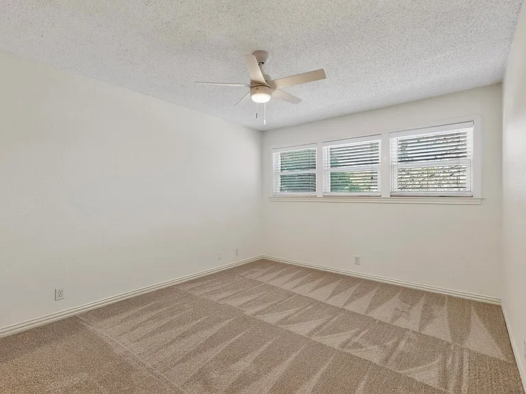 6023 Old Fredericksburg Rd #A — Photo 14