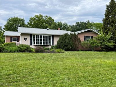 325 Beaumont Dr, Akron, OH, 44333