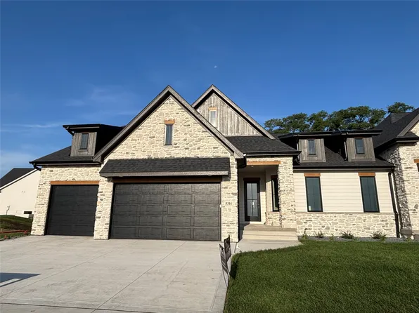 5314 172nd St, Urbandale, IA 50323