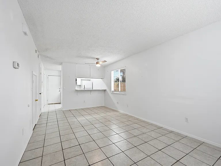 2210 Marsh Point Rd #2210 — Photo 4