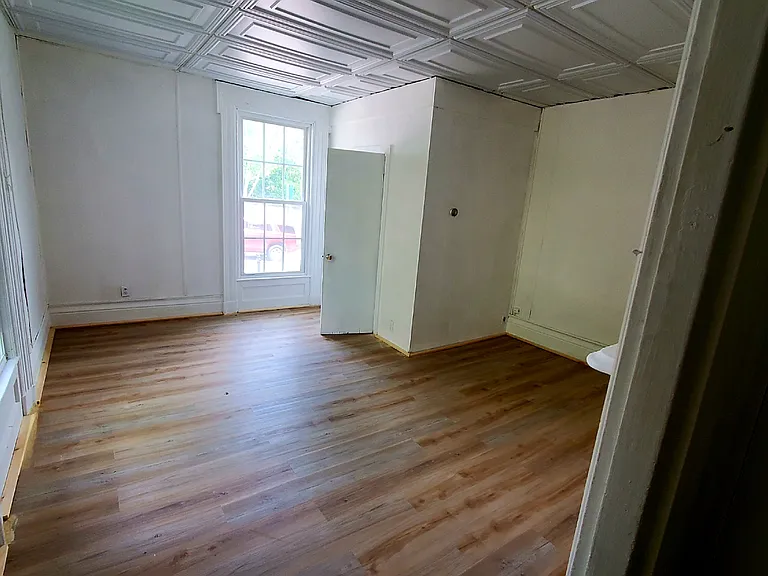 34 Main St #1 — Photo 6