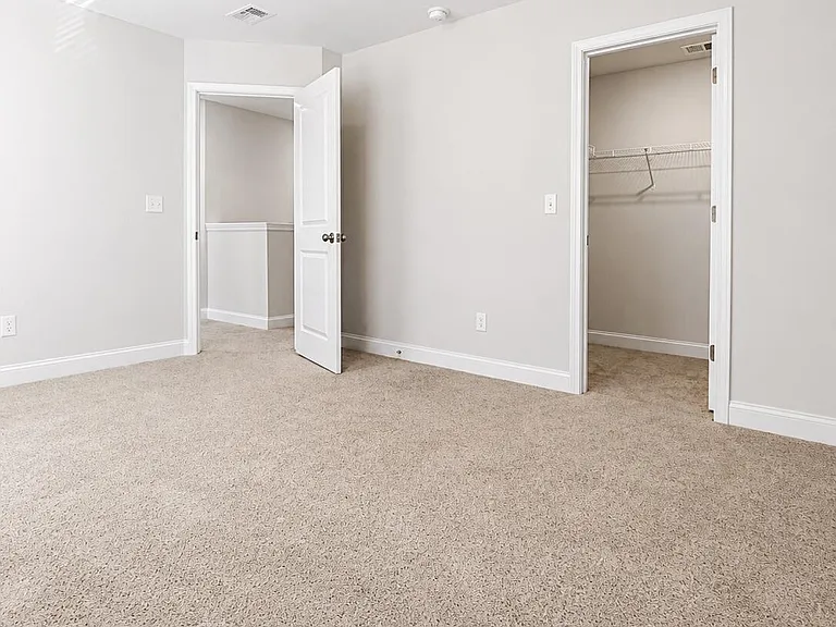 820 Alma Square Dr — Photo 27