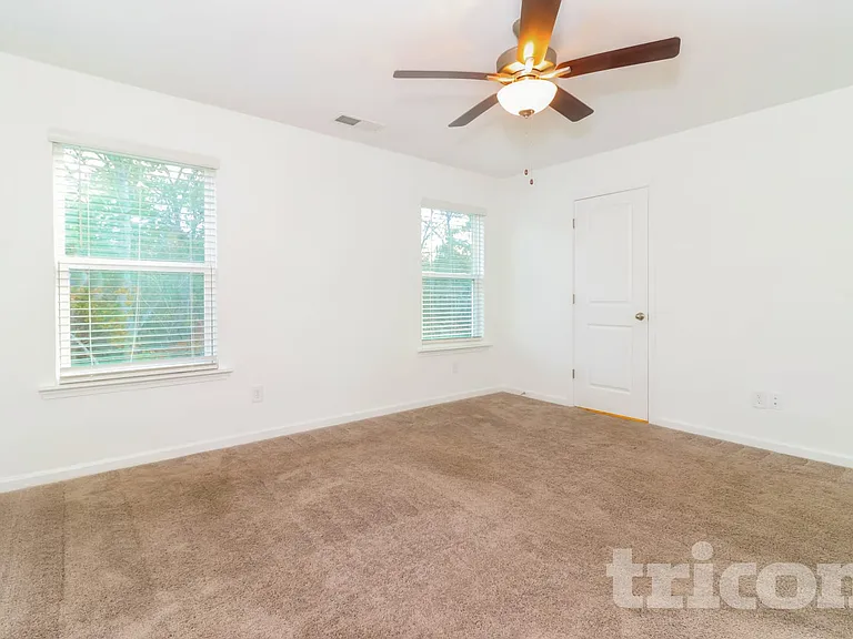 2300 Rosemary Park Ln — Photo 4