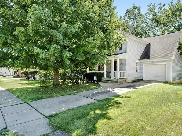 1724 Overland Ave, Youngstown, OH 44511