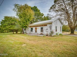 235 Gun Ridge Rd, Vonore, TN 37885