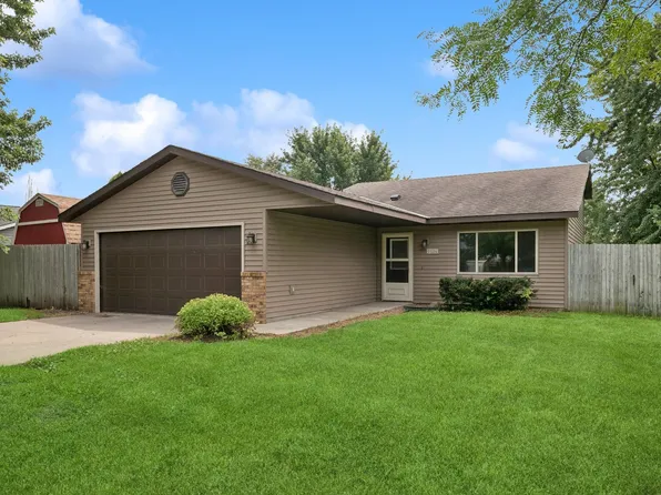 5124 Martin Dr, Monticello, MN 55362