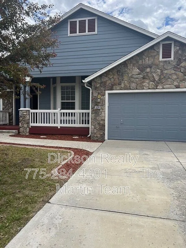 3 bed, 2.5 bath, 2030 sqft, $2,700 — Photo 1