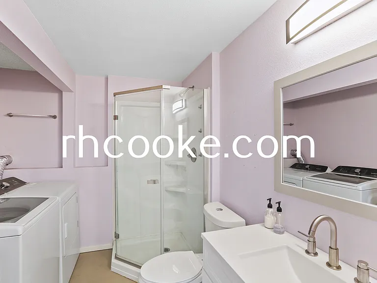 3619 N Thor St — Photo 5