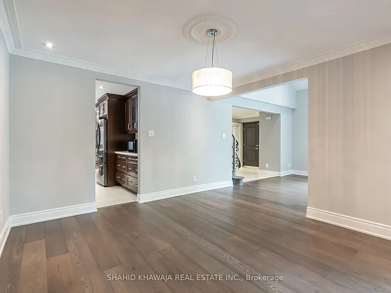 1590 Yew St — Photo 10