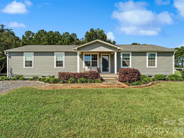 8185 Park Place Rd, York, SC 29745