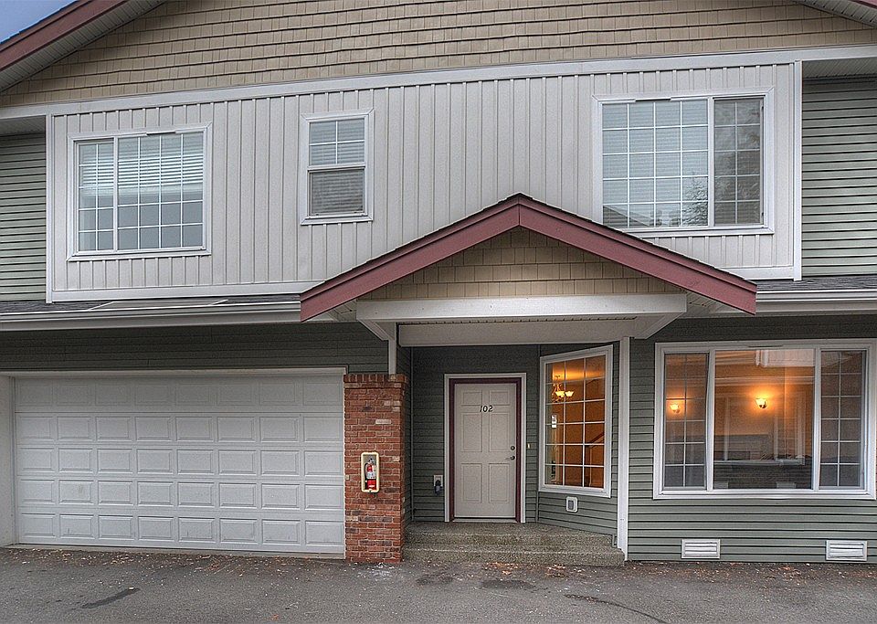 1st image of 21503 80th Ave W Unit 203