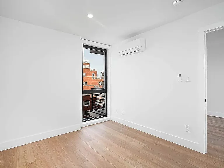 23-33 Astoria Blvd #5B — Photo 8