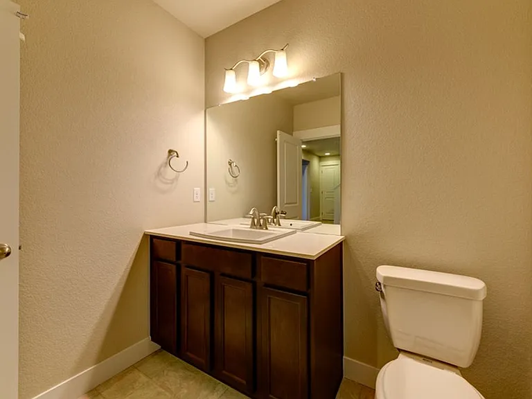 2778 Emerald Lake Ln — Photo 8