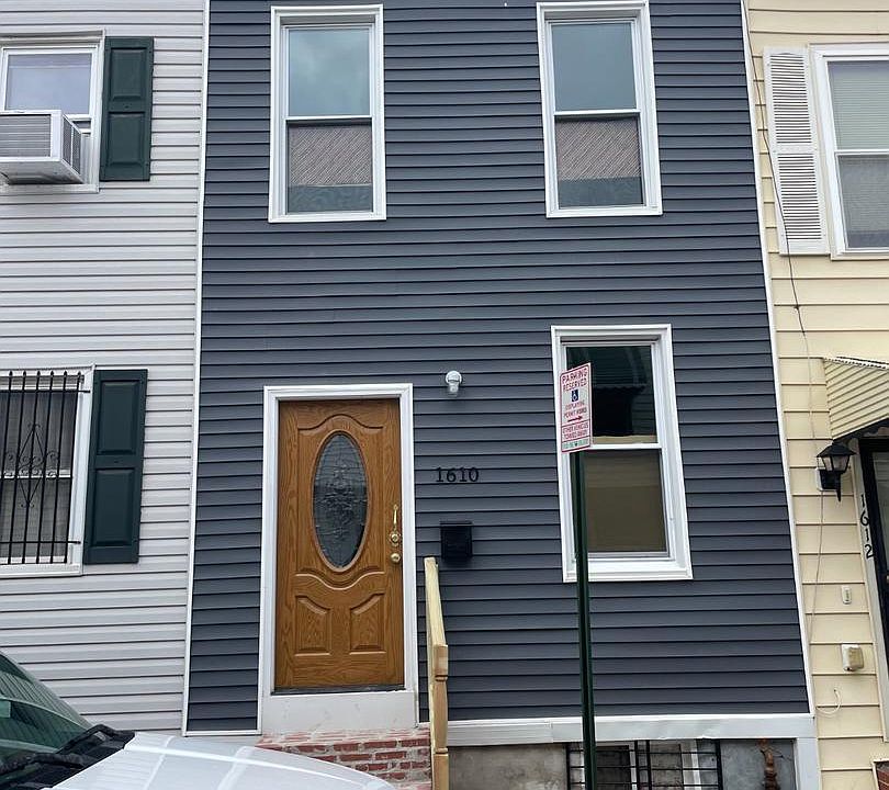 1st image of 1610 Cereal St