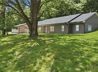 2246 NE State Route H, Butler, MO 64730
