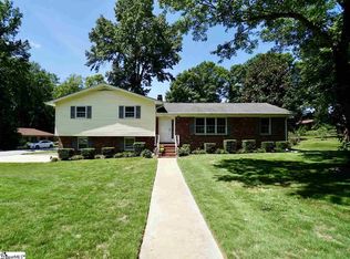 124 Basswood Dr, Mauldin, SC 29662