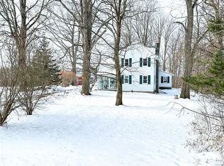 2709 King Rd, Sauquoit, NY 13456