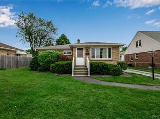 182 Farmingdale Rd, Cheektowaga, NY 14225