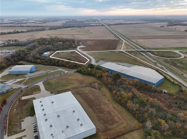 5917 Corporate Dr, Saint Joseph, MO 64507