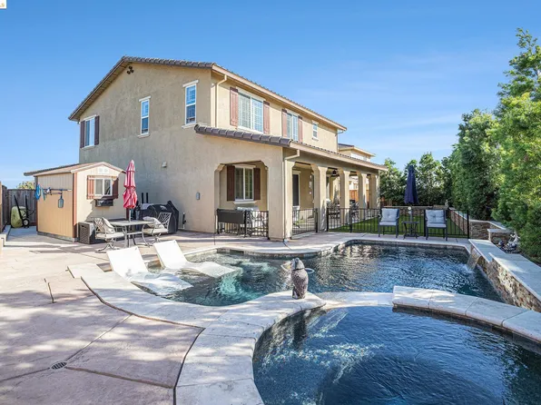 649 Marathon Dr, Oakley, CA 94561