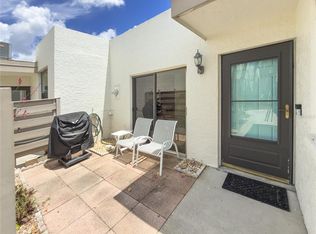 220 LAKEWOOD DRIVE #220, BRADENTON, FL 34210