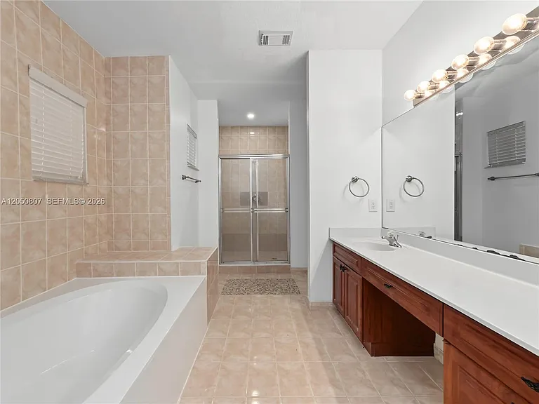 22963 SW 113th Psge — Photo 14