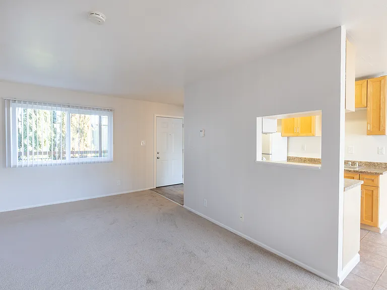 301 E Okeefe St — Photo 17