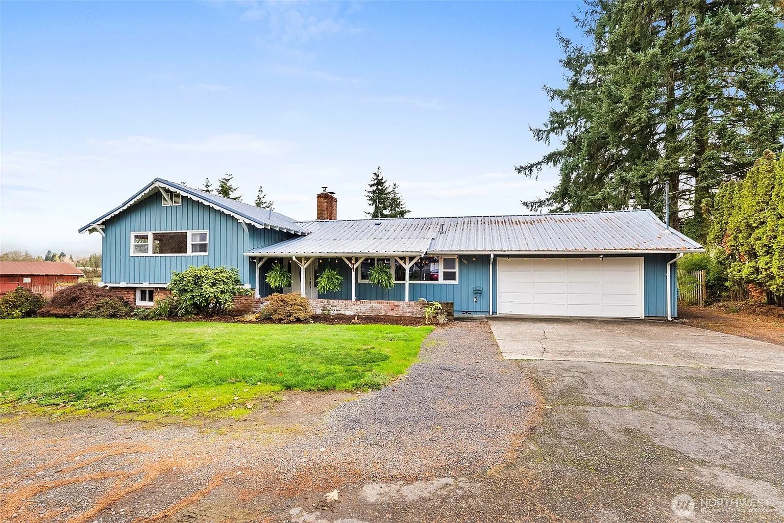 1746 Military Road photo 1