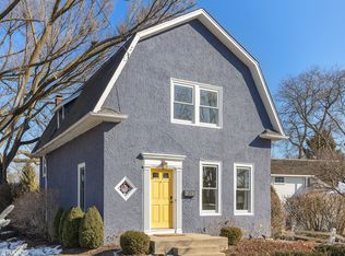 365 Ridge Rd, Kenilworth, IL 60043